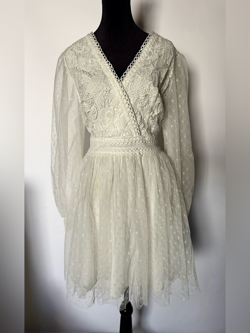 Darling White Dress Size XXL